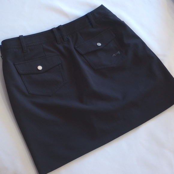 Louis Castle Black Golf Skirt - Picture 1 of 6